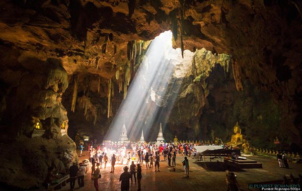 Những ngôi chùa trong hang tuyệt đẹp trên thế giới