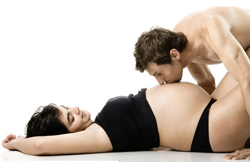        4 bước giúp "chuyện ấy" thăng hoa khi mang thai    