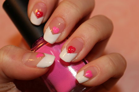 Nail Valentine cho bạn gái móng vuông