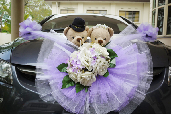 Trang trí xe hoa cho mùa cưới 2012