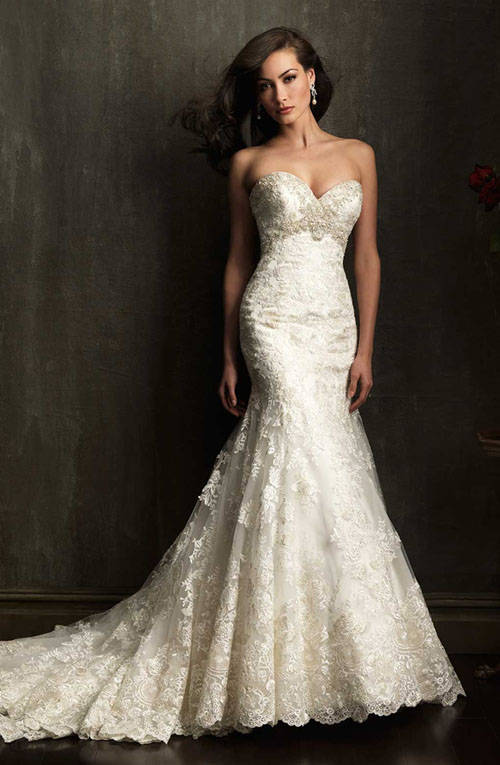 Váy cưới hạng trung của Allure Bridals