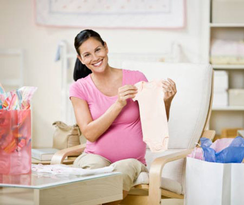 Chuẩn bị mua gì cho mẹ và bé trước khi sinh