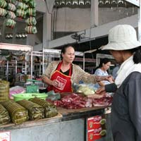 Đừng tham giò chả giá rẻ