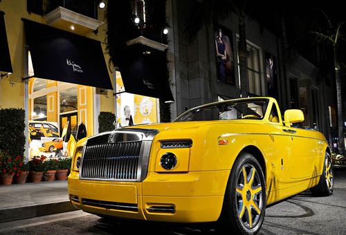 Sang trọng với Rolls-Royce Phantom màu vàng bản 'độc'