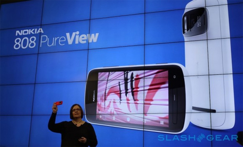 Nokia tạo 'địa chấn' bằng smartphone chụp ảnh 41 'chấm'