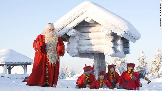 Tới Phần Lan đi thử xe tuyết tuần lộc kéo của ông già Noel