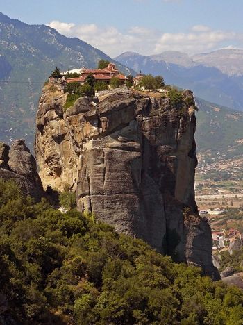 Sự lôi cuốn kì diệu của tu viện Meteora