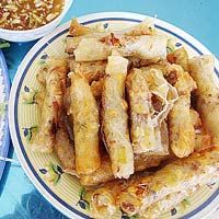 Cầu kỳ như chả giò gà