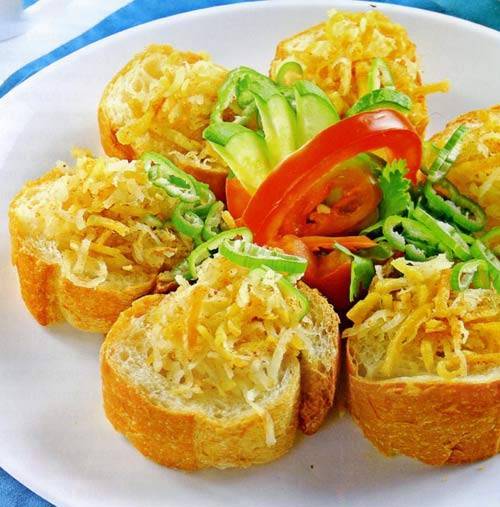 Giản tiện với rau diếp cuốn, bánh mì hấp