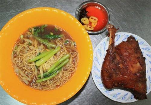 Những món ăn nổi tiếng của người Hoa ở Sài Gòn