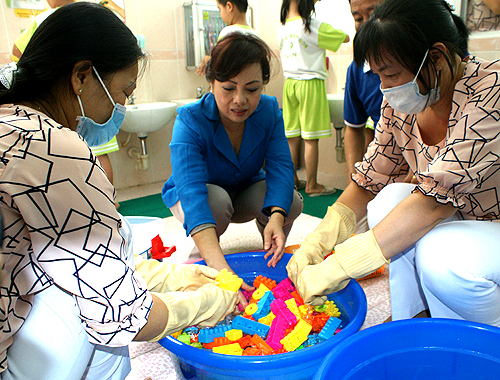 Bộ trưởng Y tế cùng hàng nghìn học sinh rửa tay phòng bệnh