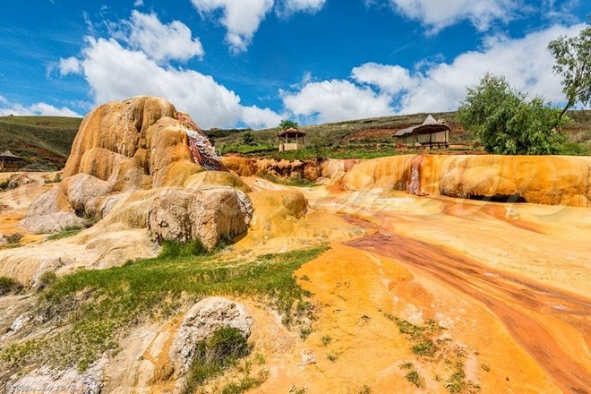 Mạch nước phun lạnh độc đáo ở Madagascar