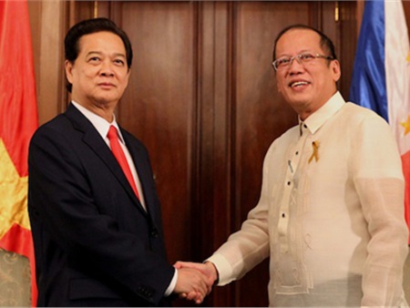 Việt Nam - Philippines yêu cầu Trung Quốc chấm dứt xâm phạm ở Biển Đông