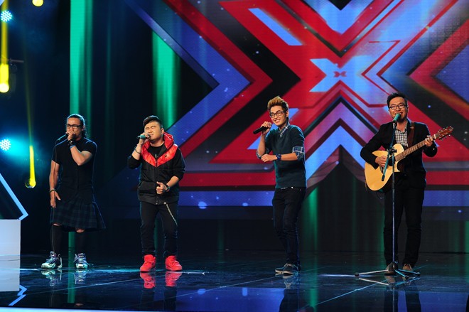 Chàng bán phở hát giọng nữ lép vế ở X Factor
