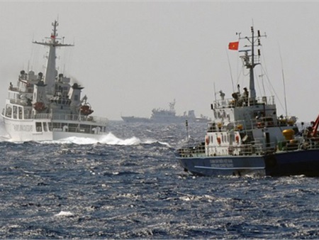 Trung Quốc vu cáo tàu cá Việt Nam quấy rối