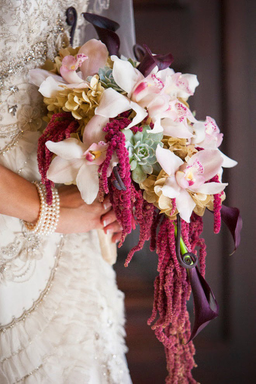 12 bó hoa cầm tay màu sắc cho cô dâu