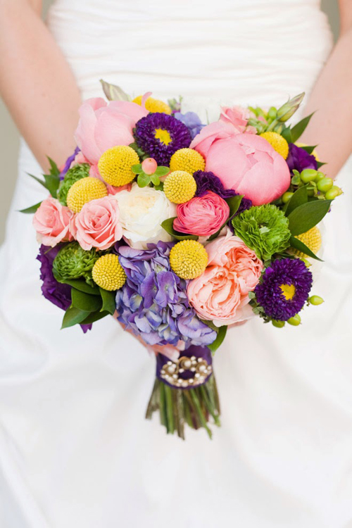 12 bó hoa cầm tay màu sắc cho cô dâu
