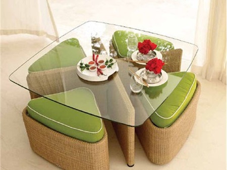4 mẫu bàn ghế khiến phòng khách nhỏ "quyến rũ" hơn