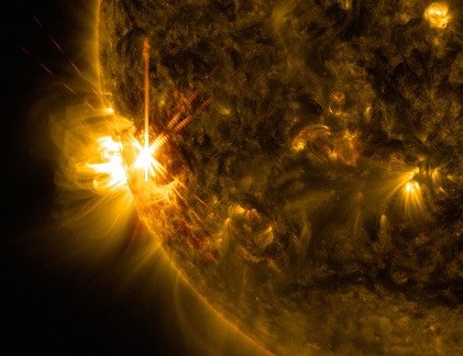 Bão Mặt trời tấn công Trái đất vào "Ngày đen tối"