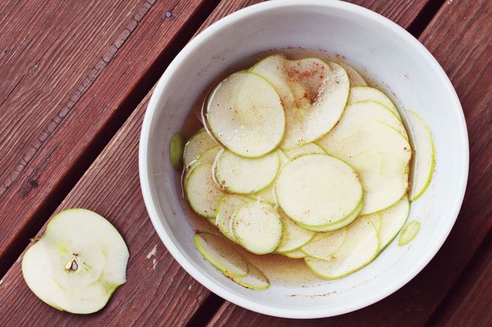 Snack táo giòn ngọt nhai rau ráu