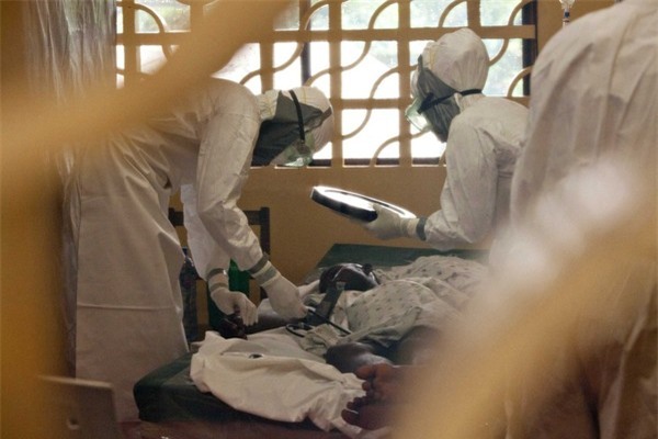   Đại dịch đang đe doạ thế giới  -  Mọi điều cần biết về Ebola
