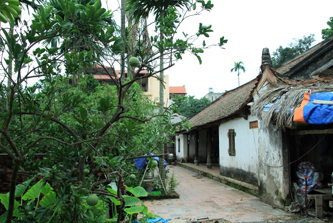 nhà cổ gần 300 tuổi ở làng Đông Ngạc