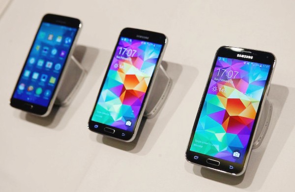Galaxy S5 tiếp tục giảm giá sâu tại Việt Nam