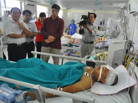 Bệnh viện trả phụ xe khách Sao Việt 18 tuổi về quê