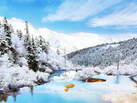 Thung lũng Jiuzhaigou tươi đẹp