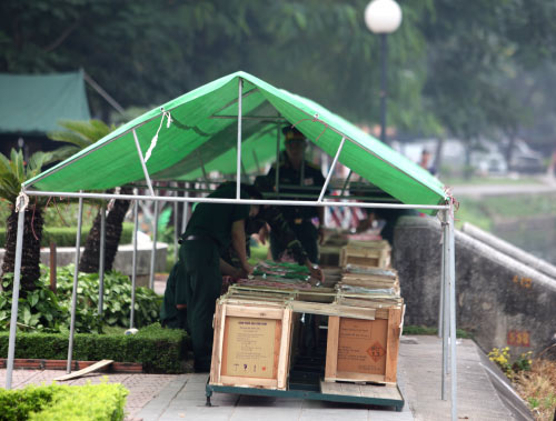 21h tối nay, pháo hoa nở bung trên bầu trời Hà Nội