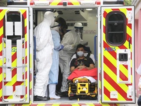 Ebola có thể gây 'bão' tại Trung Quốc trong 3 tuần tới