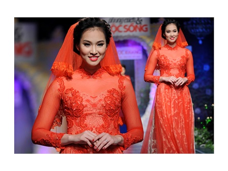 Vương Thu Phương khoe sắc cùng áo dài cưới đỏ