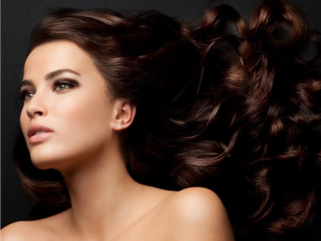 10 mẹo chăm sóc tóc kỳ lạ mà hiệu quả bất ngờ