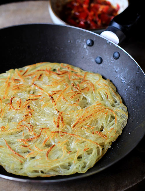 Làm bánh pancake khoai tây chỉ trong 15 phút