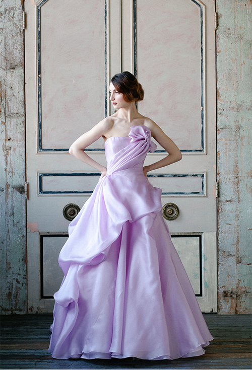 Váy cưới màu tím lavender đẹp lộng lẫy