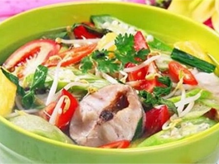 Bí quyết nấu canh chua cá lóc chuẩn vị miền Nam