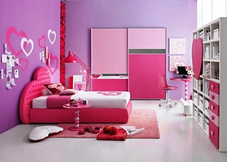 Trang trí phòng ngủ đông màu hồng dễ thương cho bé gái
