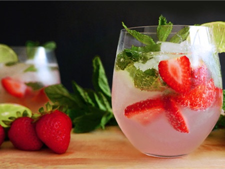 Sảng khoái ngày mới với mojito dâu tây