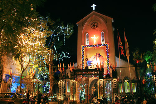 Nhà thờ Hà Nội đẹp lung linh trước thềm Giáng sinh 