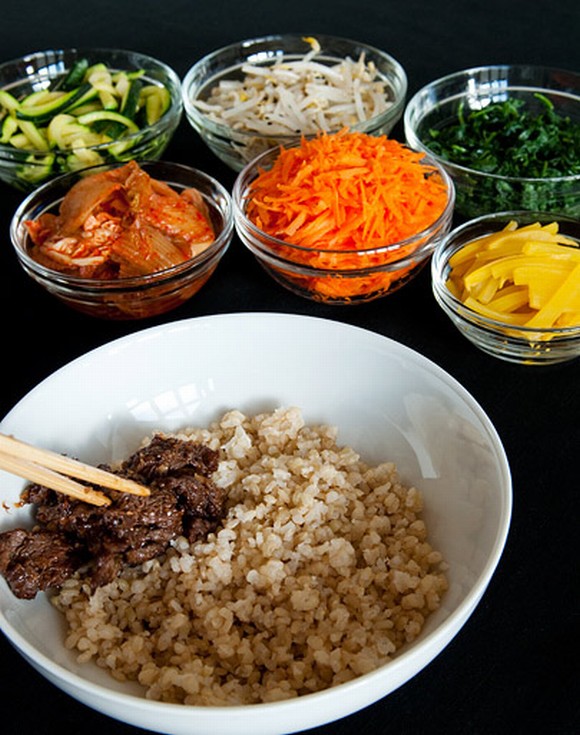 Bibimbap: Món cơm trộn ngon mê của người Hàn