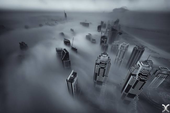Ngắm Dubai đẹp mê hồn trong sương mù dày đặc