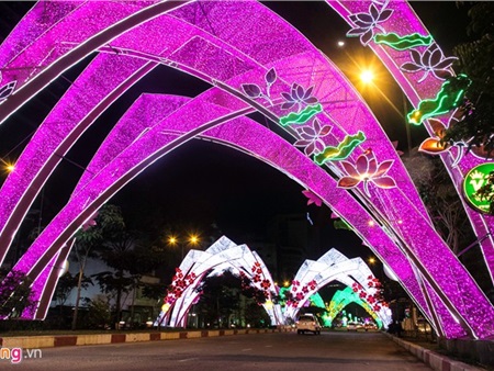 Sài Gòn rực rỡ nhất lịch sử chờ đón năm mới 2015