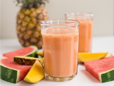 Smoothie dưa hấu mix nước dừa ngon đáo để