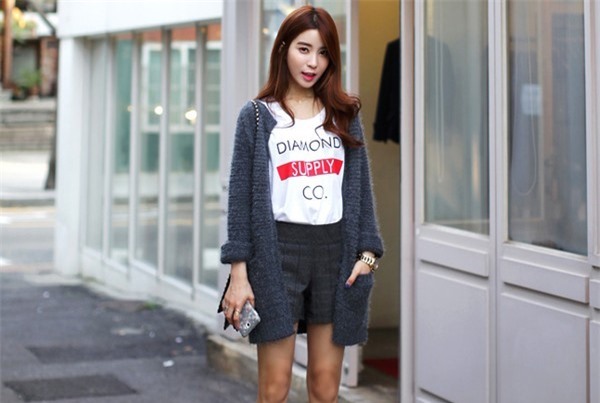 Bí quyết mặc cardigan mỏng cho ngày đầu xuân xinh tươi    