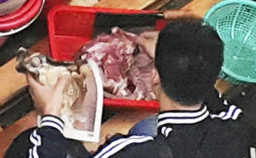 Vụ người Việt bán thịt chó sôi sục Hồng Kông