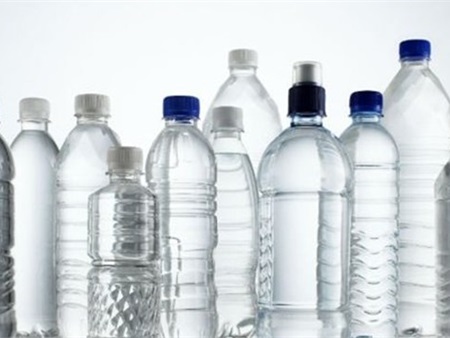 Vì sao dùng lại vỏ nước đóng chai gây độc cơ thể?