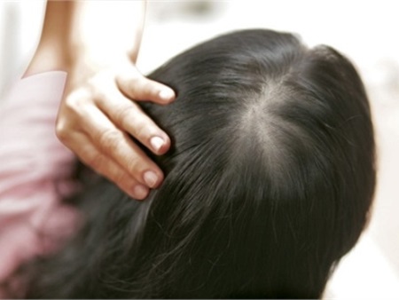 Cách ngừa rụng tóc tự nhiên, hiệu quả tại nhà