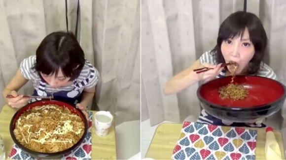 Cô gái ăn gần 4kg mỳ chỉ trong 3 phút 20 giây