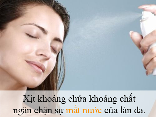 Xịt khoáng đúng cách để làn da tươi trẻ