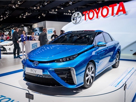 Toyota là hãng ô tô 'cao giá' nhất thế giới năm 2015